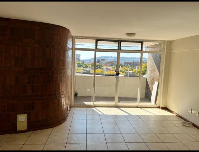 1 BEDROOM COMPLEX FOR SALE IN SUNNYSIDE